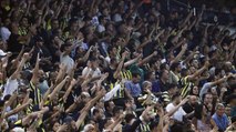 Fenerbahçe taraftarı golü Gülşen şarkısıyla kutladı: Bir odaya bir ömür hapset hadi, becerebilirsen zapt et hadi...