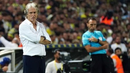 "Para harcıyorlar" diyen Jorge Jesus, tek endişesini canlı yayında dile getirdi: Onları mutlu etmek istiyorum