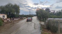 Çanakkale haber... ÇANAKKALE'DE SAĞANAK YAŞAMI OLUMSUZ YÖNDE ETKİLEDİ