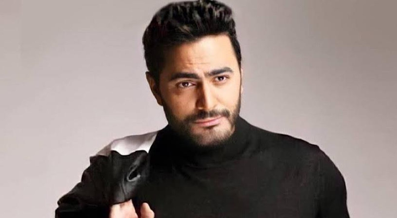 تامر حسني يُعلن فيلم "بحبك" الأعلى مشاهدة في تاريخ السينما العربية