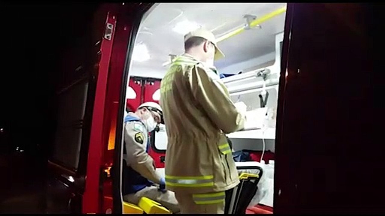 Adolescente sofre luxação no joelho em jogo de futsal no Bairro Periolo