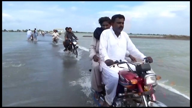 Inundações no Paquistão provocam quase mil mortos