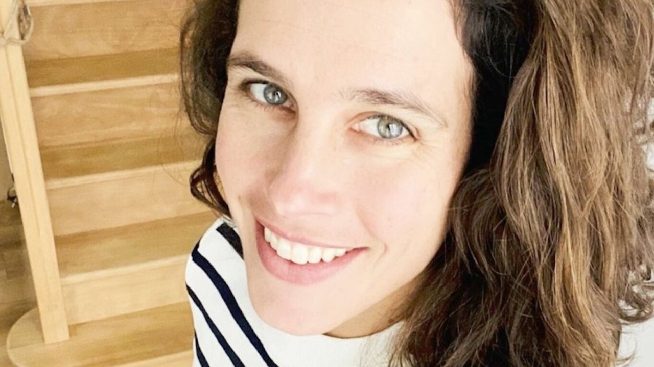 GALA VIDÉO - Clémence Castel dansera avec une femme dans Danse avec les stars : la réaction de sa compagne Marie