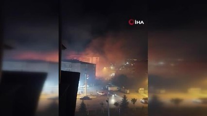Son dakika haberi | Apartmanın bahçesinde çıkan yangın adeta geceyi aydınlattı