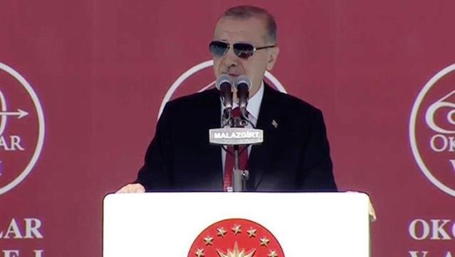 Cumhurbaşkanı Erdoğan Malazgirt'ten tüm dünyaya meydan okudu: Vatanımıza göz dikenin gözünün yaşına bakmayız