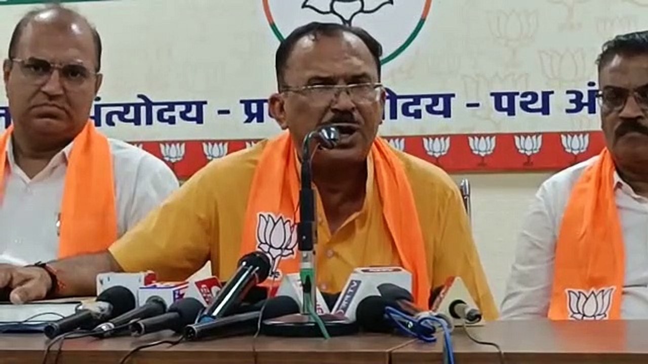 देवनानी बोले, मोदी पर लिखी पुस्तक और श्रीमद्भभा...