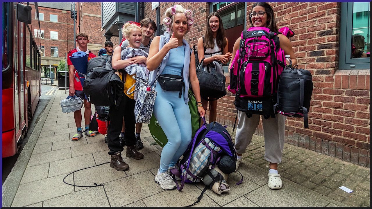 Leeds headlines 26 August 2022: Leeds Festival kicks off with headline performances from Charlie XCX and The 1975