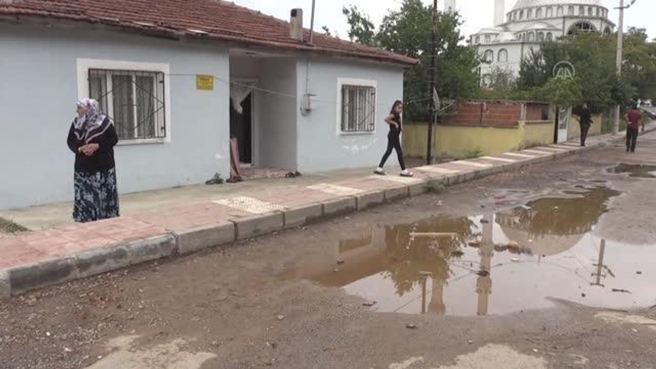 Sahipsiz köpeklerin saldırdığı çocuk yaralandı