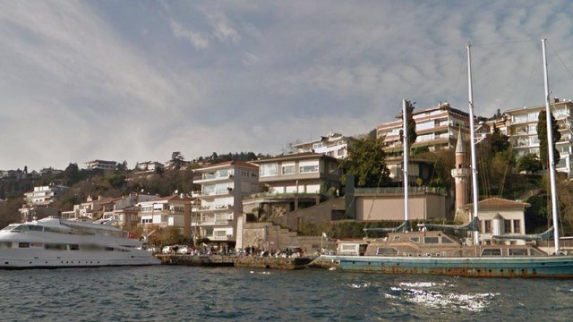 Boğaz'da mühürlenen yalıda kaçak inşaat devam ediyor