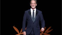 GALA VIDÉO - Vincent Lindon star discrète : cette raison pour laquelle l’acteur refuse d’avoir sa propre loge