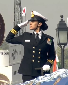 Papa ki Pari vs Papa ki Sherni Indian Air Force Female status/पापा की परी बनाम पापा की शेरनी भारतीय वायु सेना महिला का दर्जा