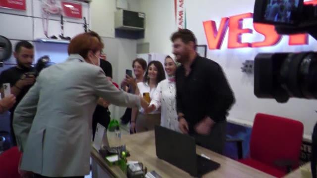 Akşener'e Dert Yanan Esnaf: 150-200 Bin Lira Elektrik Borcu Oldu, Dükkanı Devretmeye Çalışıyorum