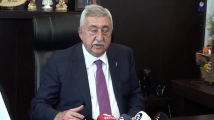 Niğde yerel: TESK Başkanı Bendevi Palandöken, Niğde'de: "Esnaf Sosyal Güvenlikte Adalet İstiyor"
