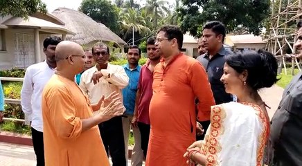 ‘রাজ্যের দুর্ণীতিগ্রস্তরা সাজা পাক’, মায়ের কাছে প্রার্থনা সৌমত্র খাঁর | Oneindia Bengali
