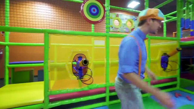 Blippi Aprende Qué Pesa Más | Aprende con blippi | Videos educativos para niños