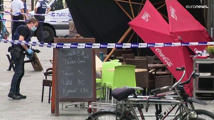 ست إصابات طفيفة في اقتحام شاحنة صغيرة باحة مقهى في بروكسل