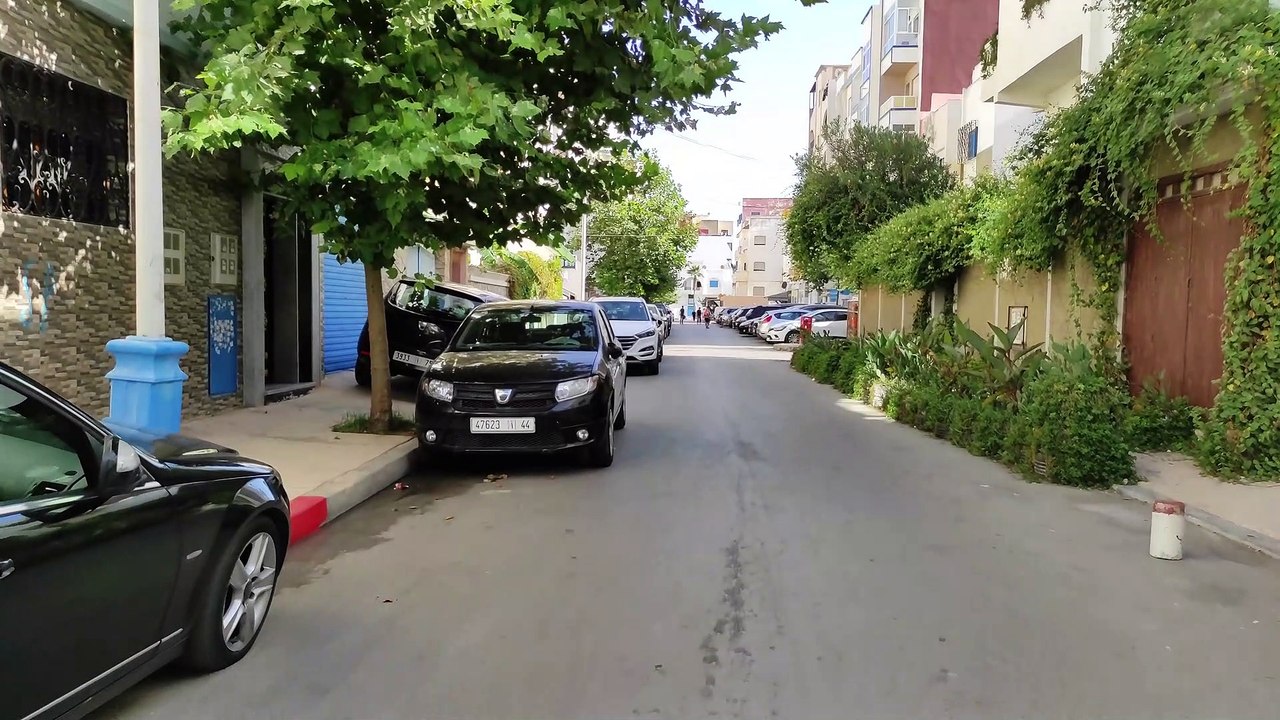 شقة للبيع في كورنيش مدينة مرتيل قرب البحر 76 متر 2 غرف و صالون Appartement a vendre corniche Martil