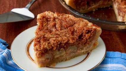 This Dutch Apple Pie Has A Secret, Delicious Custard Layer