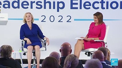 Liz Truss desata polémica por poner en duda si Macron es "amigo o enemigo" de Reino Unido