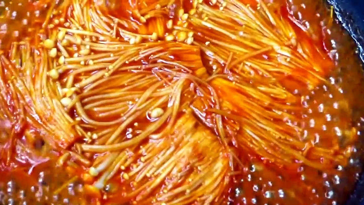 ASMR SALMON, SPICY ENOKI MUSHROOM, SEAFOOD