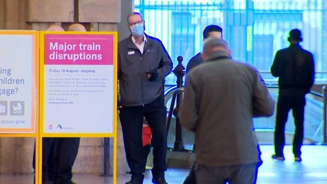 Transport Minister flags taking 'radical action' if an agreement with the union can't be reached