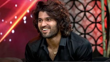 Vijay Deverakonda की 16 फिल्मों में से 4 फिल्में ही सिर्फ रहीं Blockbuster | ENT LIVE