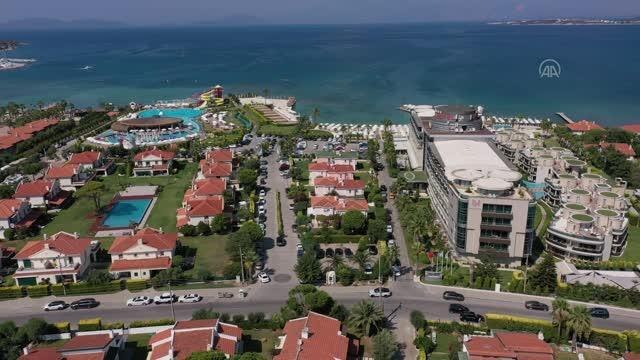 Elektrikli otomobil şarj istasyonları, tatilcilerin otel tercihini etkiliyor