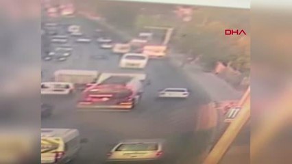 Son dakika haberi | SAVCI VE KIZLARININ YARALANDIĞI KAZA KAMERALARDA