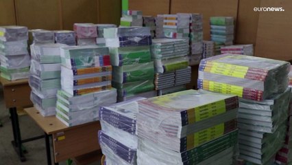 Les nouvelles autorités pro-russes de l'Est de l'Ukraine envahi changent les manuels scolaires