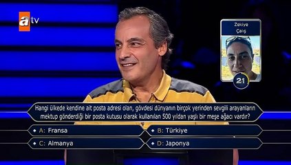 'Kim Milyoner Olmak İster’de romantik anlar; "Seni seviyorum" dedi soruyu soramadı