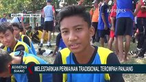 Ratusan Anak di Kabupaten Kediri Ikuti Lomba Permainan Olahraga Tradisional Terompah Panjang