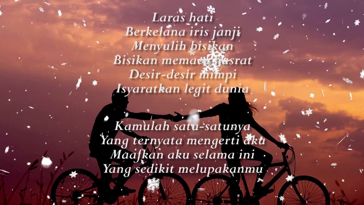 KAMULAH SATU SATUNYA - DEWA19 COVER+LIRIK ( COVER By ASTRONI SUAKA )