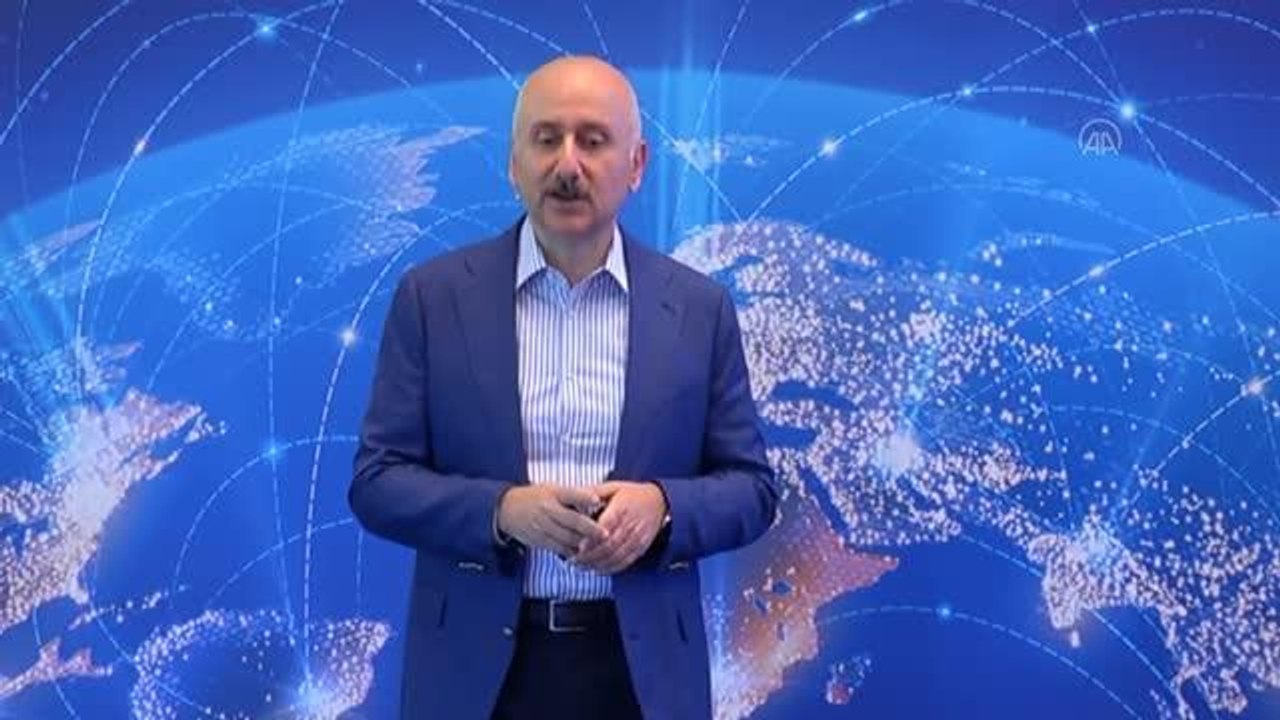 Bakan Karaismailoğlu: "Toplamda 38 projede 37,5 milyar dolarlık bir yatırım yaparak yap-işlet-devret sürecini devam ettiriyoruz"