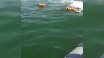 Van haberleri | Polis, 'Van Denizi Su Sporları Festivali'nde yüzemeyen 7 kişiyi kurtardı