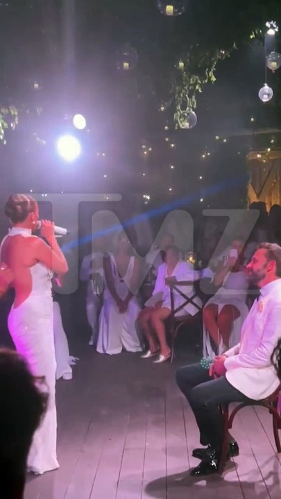 جينيفر لوبيز تقدم هدية مفاجئة إلى بن أفليك
