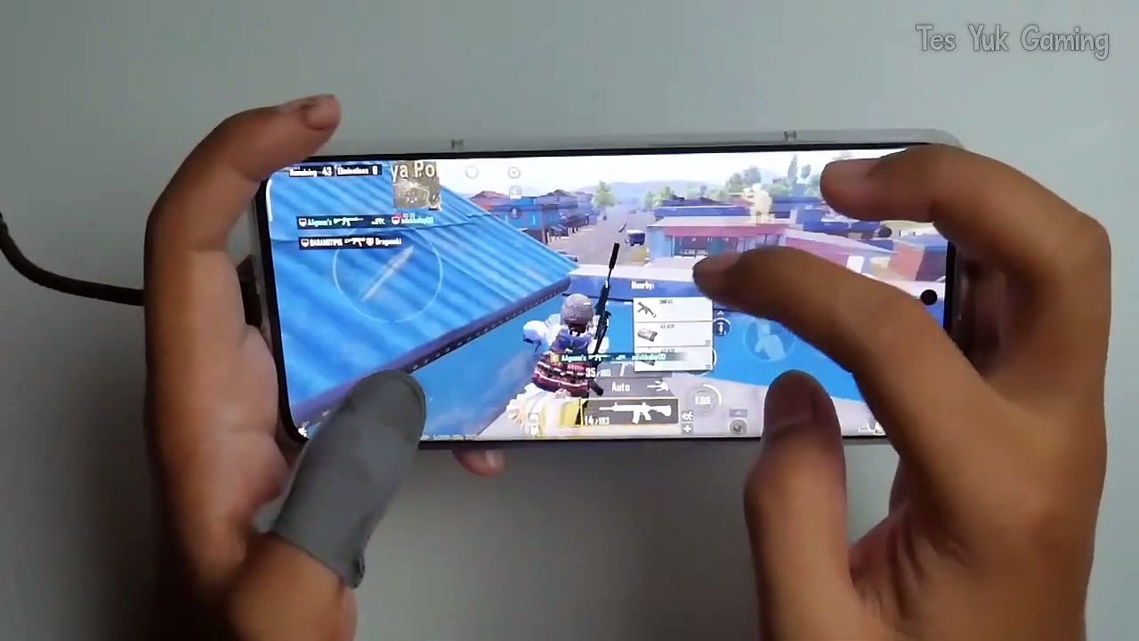 4000+ Damage!! | iPhone Xr Test Game PUBG After New Update Solo Vs Squad Full Handcam (Release crazy gamer)