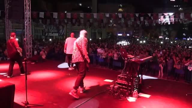 Kahramanmaraş haberleri! KAHRAMANMARAŞ - Gripin konser verdi