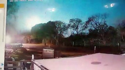 Una "bola de fuego verde" iluminó el cielo de Argentina y causó temor entre los habitantes