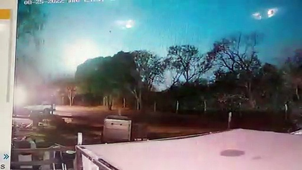 Una "bola de fuego verde" iluminó el cielo de Argentina y causó temor entre los habitantes