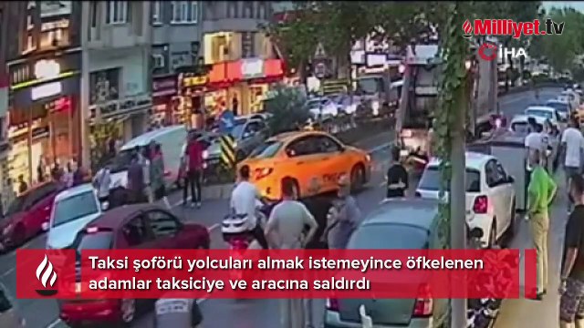 Fatih’te kendilerini almayan taksiciye saldırdılar