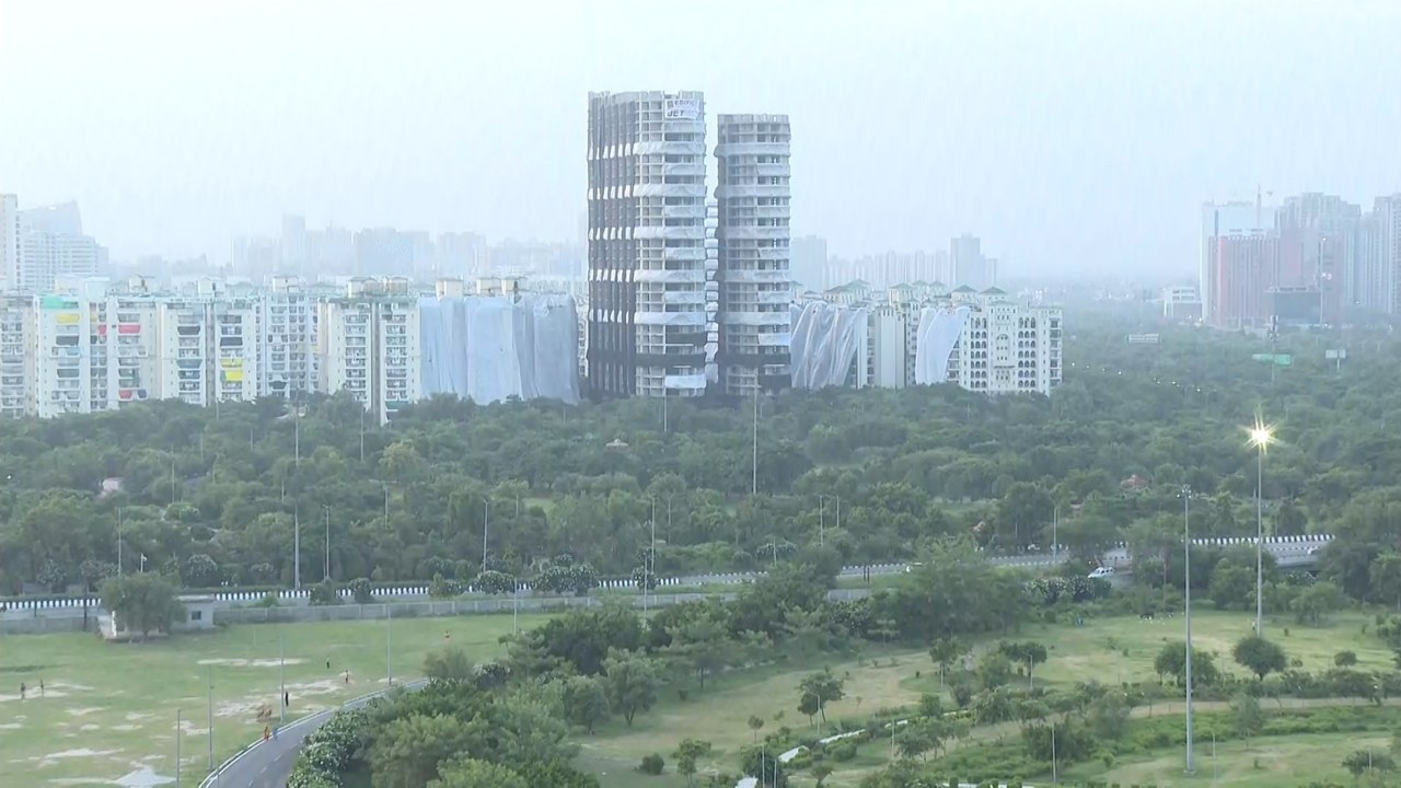 Twin Towers Demolition : Parking space allotted to residents living near blast site | Abp news