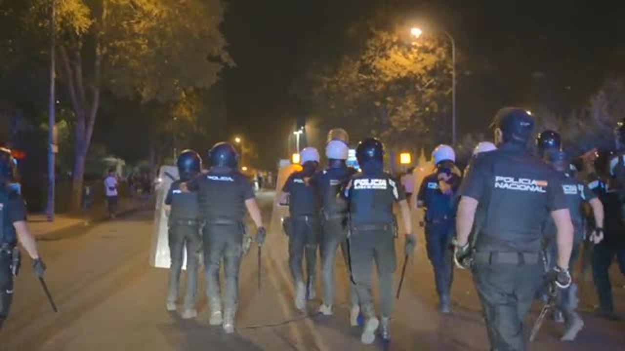 Pánico y batalla campal en el fin de las Fiestas de Alcalá de Henares