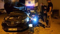 Şırnak haberi... Şırnak'ta ilginç kedi kurtarma operasyonu: Kedi sesi açılarak araç kaputundan çıkartmaya çalıştılar