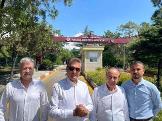 TDP lideri Sarıgül'den Ümit Özdağ'a: "Siyasilerin muhatabı siyasilerdir, devlet memurları değildir"