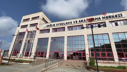 Son dakika haberi... Serinlemek için girdiği denizde nadir görülen durum yaşadı... Başında şişlikle hastaneye gitti