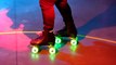 « Ambiance boîte de nuit sur des patins à roulettes » : le retour en force du Roller Disco