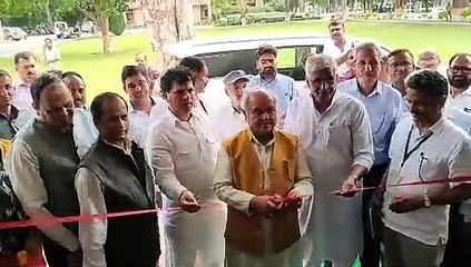 केंद्रीय कृ​षि मंत्री नरेंद्र सिंह तोमर काजरी में