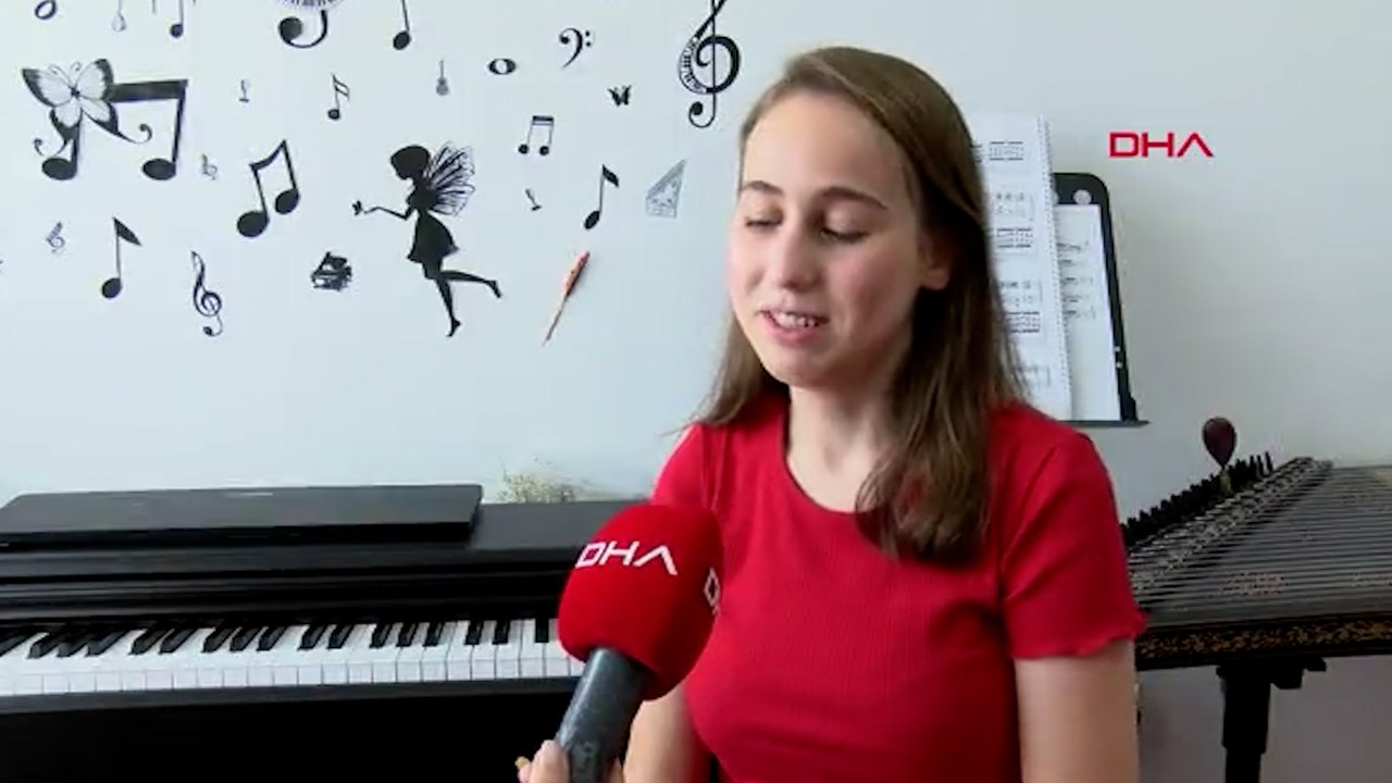 Görme engelli liseli Şevval'den 30 Ağustos'a özel beste