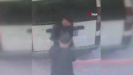 Motosikleti çaldılar, sahibi kovalayınca bırakıp böyle kaçtılar