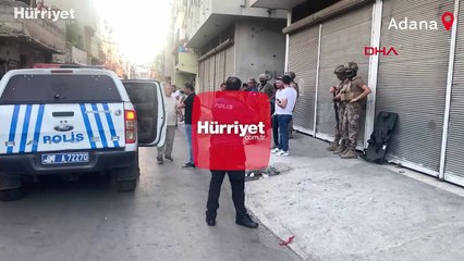 Polisten kaçıp, saklandığı evdeki çocuğu rehin aldı